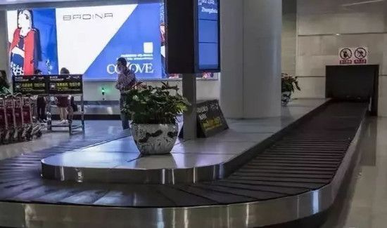 28寸行李箱托运免费吗