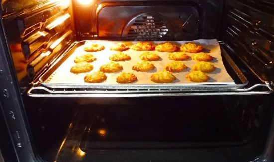 烤箱中途怎么翻面