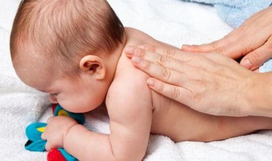 婴儿油能擦脸吗