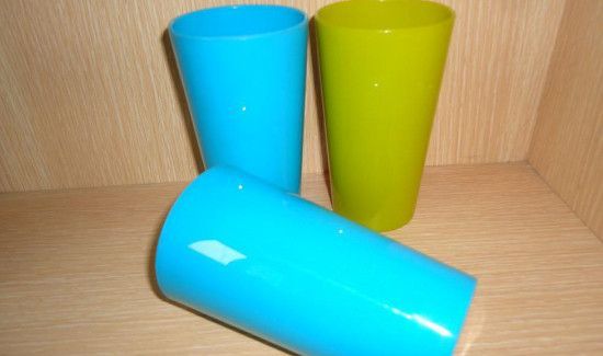 塑料杯子喝冷水有害吗