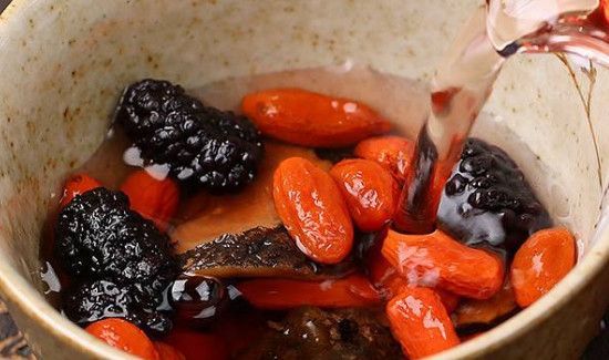 黄精茶的功效与作用及食用方法