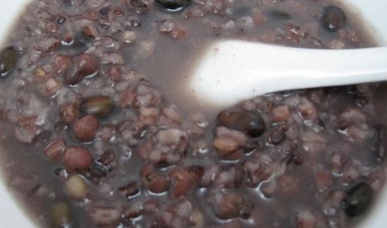 黑豆薏米红豆粥的功效