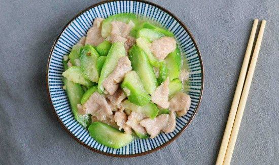 丝瓜秋天可以吃吗