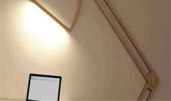 台灯为什么一闪一闪的