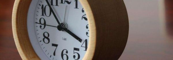 闹钟为什么老是隔会响