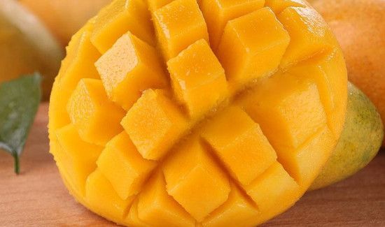 吃芒果半个小时可以吃螃蟹吗