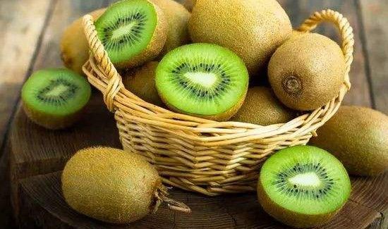 吃螃蟹后多久可以吃猕猴桃
