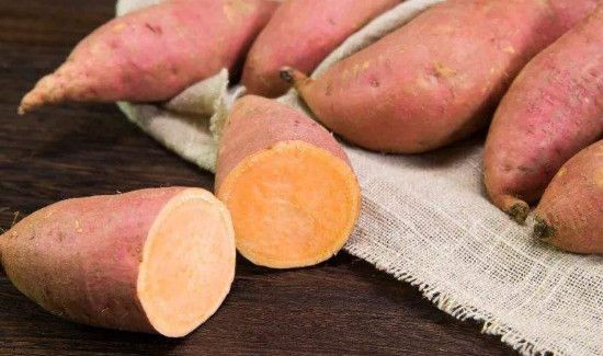 地瓜和大虾能同时吃吗