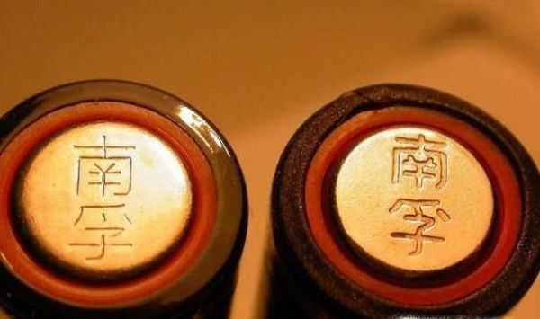 怎么区别原厂和劣质电池