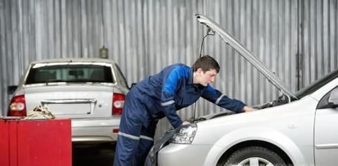 高速行车安全：汽车跑长途前的检查工作