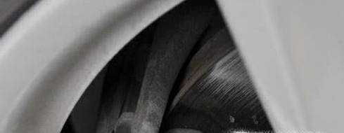 高速行车安全：汽车跑长途前的检查工作