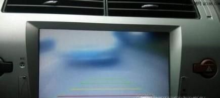 倒车摄像头模糊的解决方法