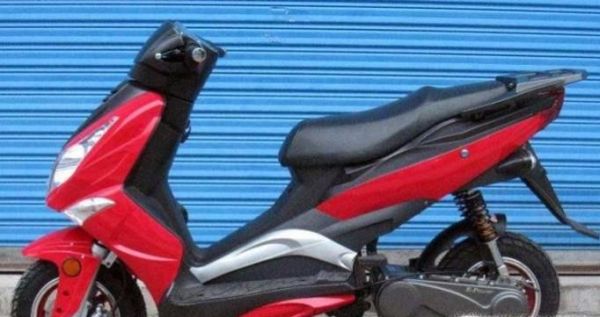 没有钥匙怎么打开电动车座位锁？