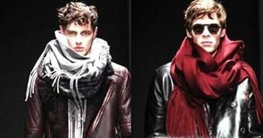 男生怎么系围巾