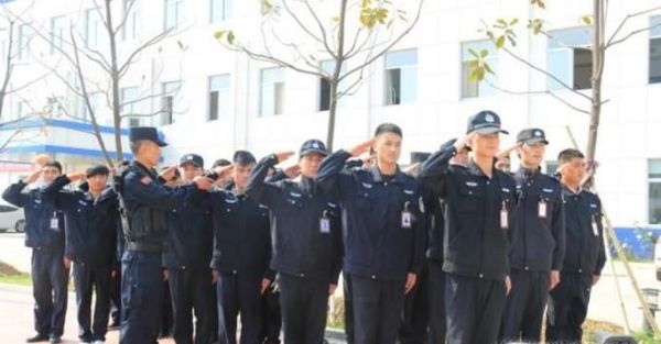 怎样才能当上辅警