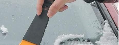 车窗被冻了有什么损坏