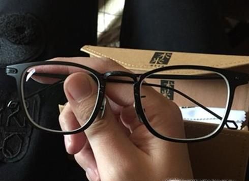 怎样提高眼镜的使用寿命？