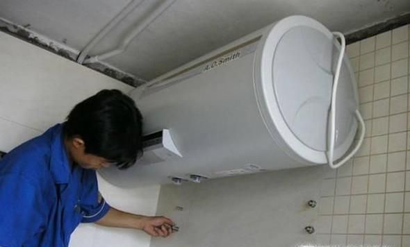 热水器怎么把内胆的水放出来