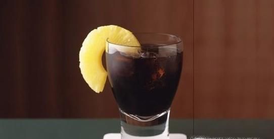 酒和雪碧可乐一起喝好吗