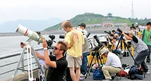 失联卫星是怎么被找回来的