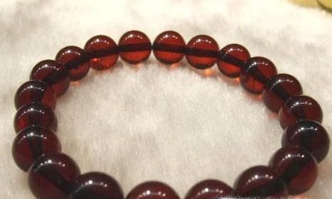 琥珀如何保养？