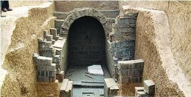 罗盘为什么能探测到古墓位置