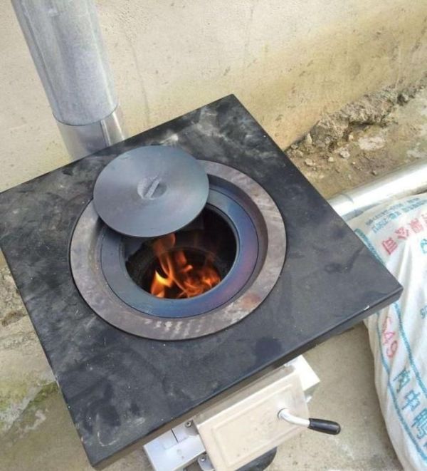 取暖炉烧炭怎么封住？