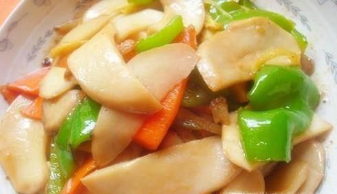 鸡腿菇与杏鲍菇的区别