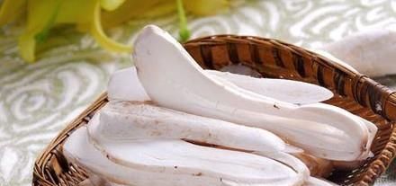 鸡腿菇与杏鲍菇的区别