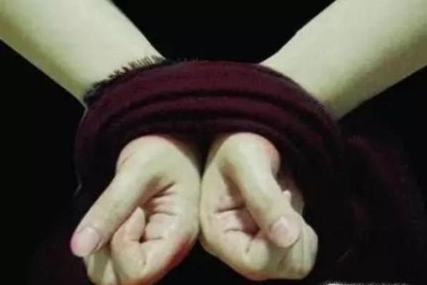 有哪些常见的道德绑架事件