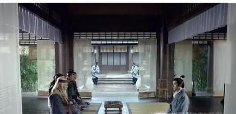 过年要不要给长辈下跪磕头？