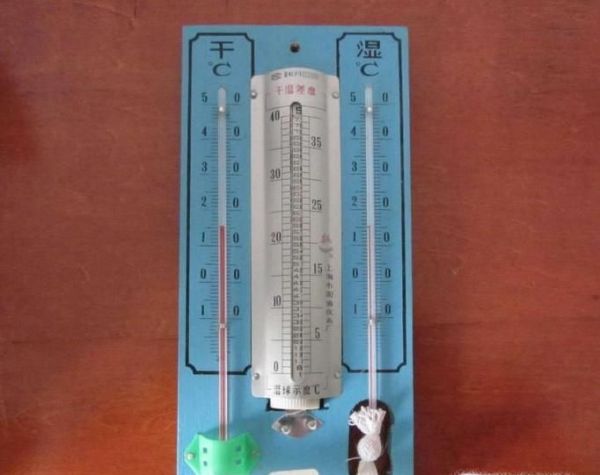 如何看干湿温度计