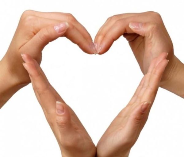 6种超火的比心表白手势