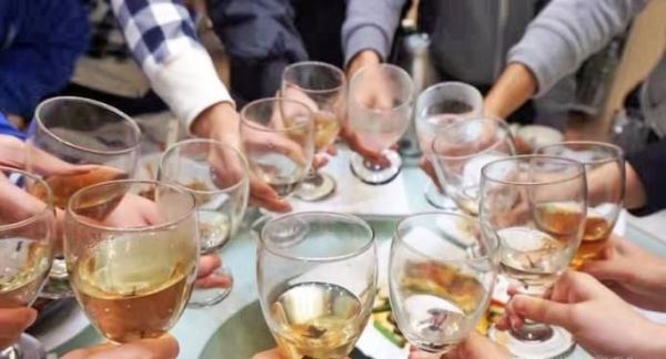 酒品不好爱撒酒疯怎么么办