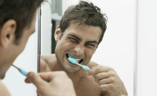 刷牙一定要用温水吗？