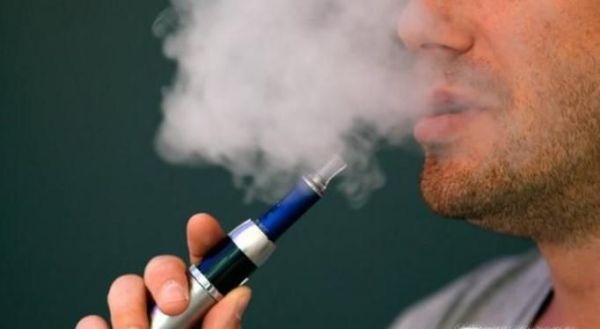 抽烟真的会减寿吗？电子烟油对身体有害吗？