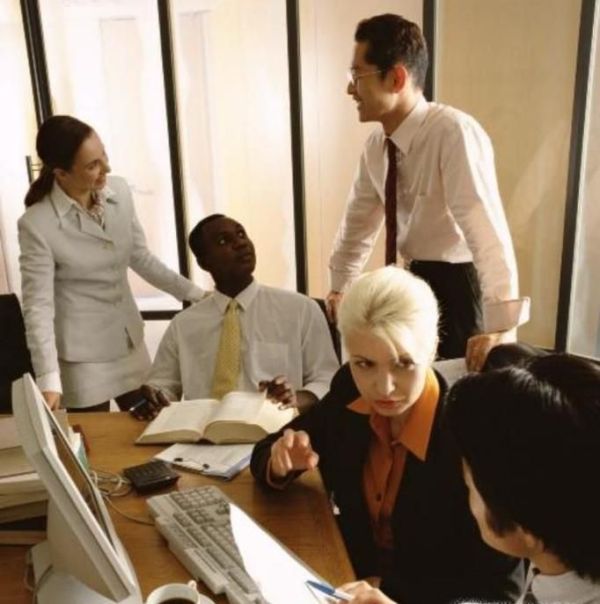 怎样科学抓住桃花运提升异性缘