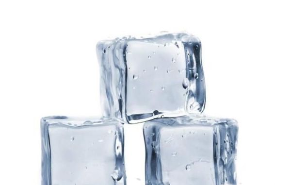 牛仔裤黏上口香糖怎么办