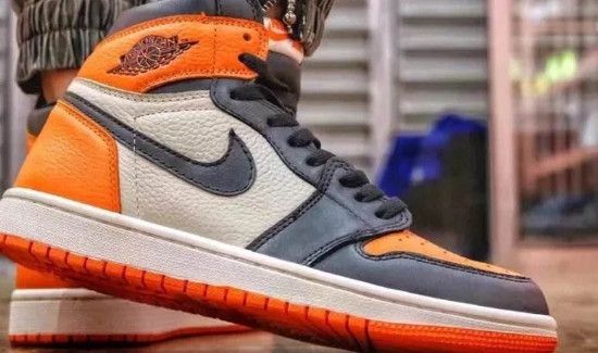 aj1可以放几cm增高鞋垫