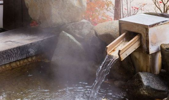 一泊两食是什么意思