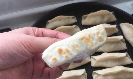 锅贴淀粉水怎么调