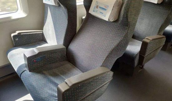 一等座单独的候车区吗