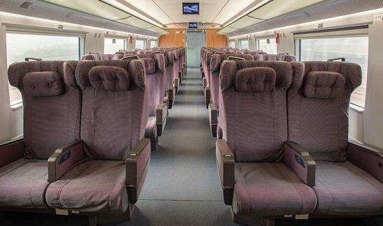 一等座单独的候车区吗