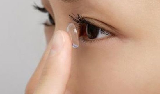 隐形眼镜睡觉能带着吗