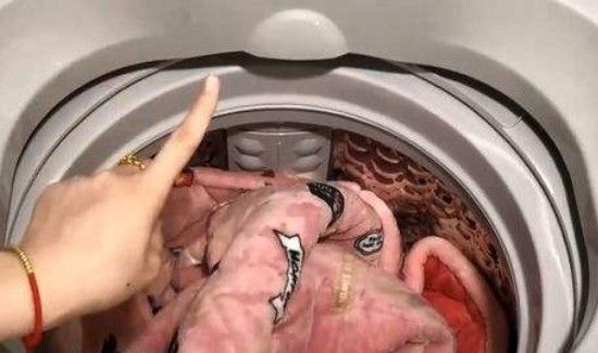 食用小苏打可以洗衣服吗