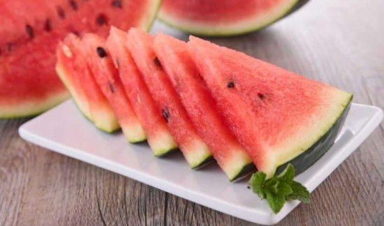 香蕉和什么一起吃会拉肚子