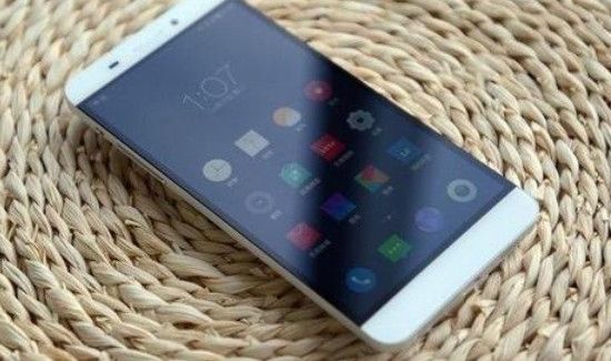 小缝隙的灰怎么弄