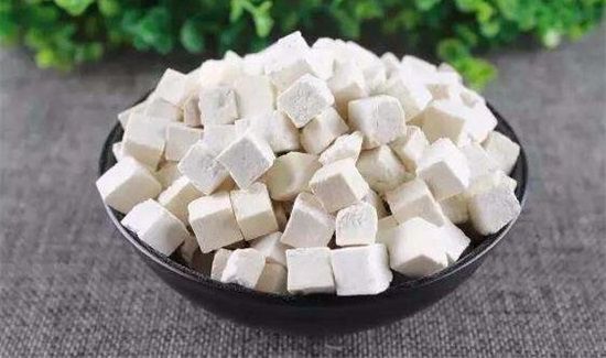 茯苓性温还是性寒