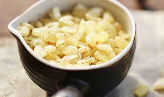 怎么辨别真假皂角米