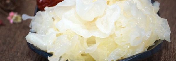 新鲜银耳煮了还有毒吗